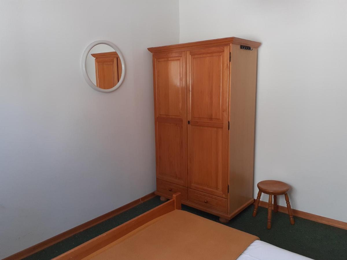 Apartment Simunec Malinska Exterior photo